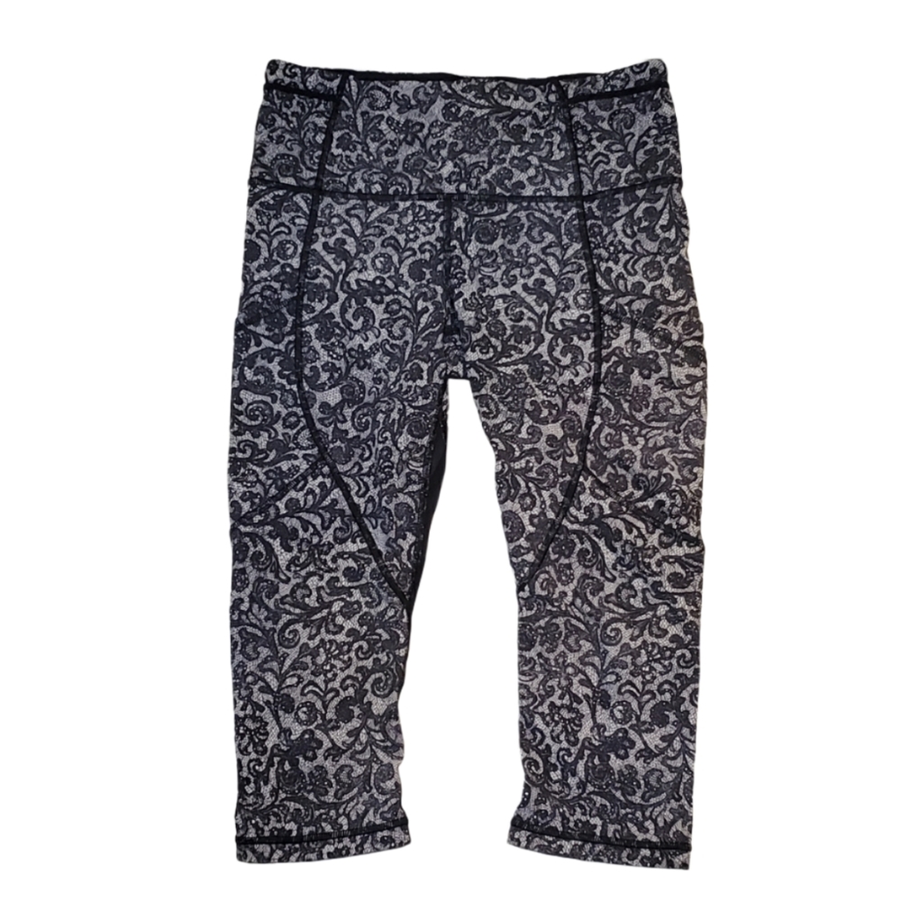 Lululemon Outrun 17" Crop - Picture 3 of 12